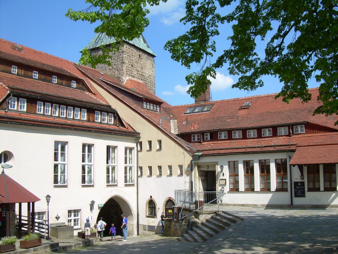 Burghof der Burg Hohnstein